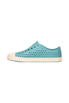 Angled view of a Native Shoes Jefferson | Tktbl/Bnwht Footwear in Tktbl/Bnwht