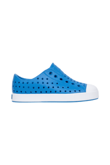 Side view of a Native Shoes Kids Jefferson Kids Footwear in Wave Blue / Shell White