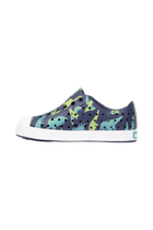 Angled view of a Native Shoes Kids Jefferson Print Kids | Rgtabl/Shlwht/Tnkdino Footwear in Rgtabl/Shlwht/Tnkdino