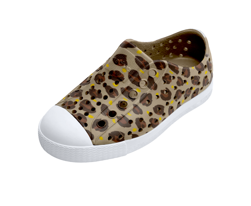 Angled view of a Native Shoes Kids Jefferson Print Kids | Flax Tan / Shell White / Freesia Leopard Footwear in Flax Tan / Shell White / Freesia Leopard