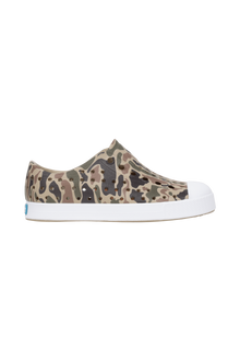 Side view of a Native Shoes Kids Jefferson Print Kids Footwear in Flxtn/Shlwht/Tuffcamo
