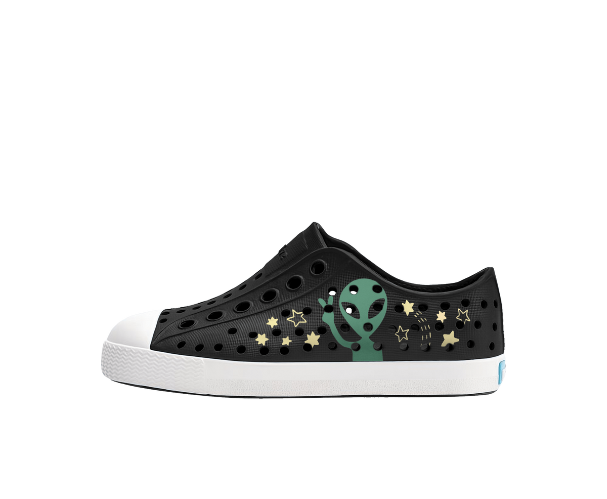 Side view of a Native Shoes Kids Jefferson Block Kids Footwear in Jiffy Black / Shell White / Peace Alien Block