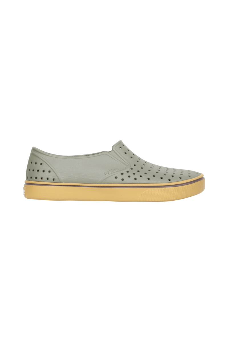 Side view of a Native Shoes Adults Miles Wanderfoam Footwear in Vetgry/Hevbr