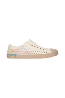 Side view of a Native Shoes Adults Jefferson Wanderfoam Block Footwear in Bnwht/Flxtn/Campvanbloc