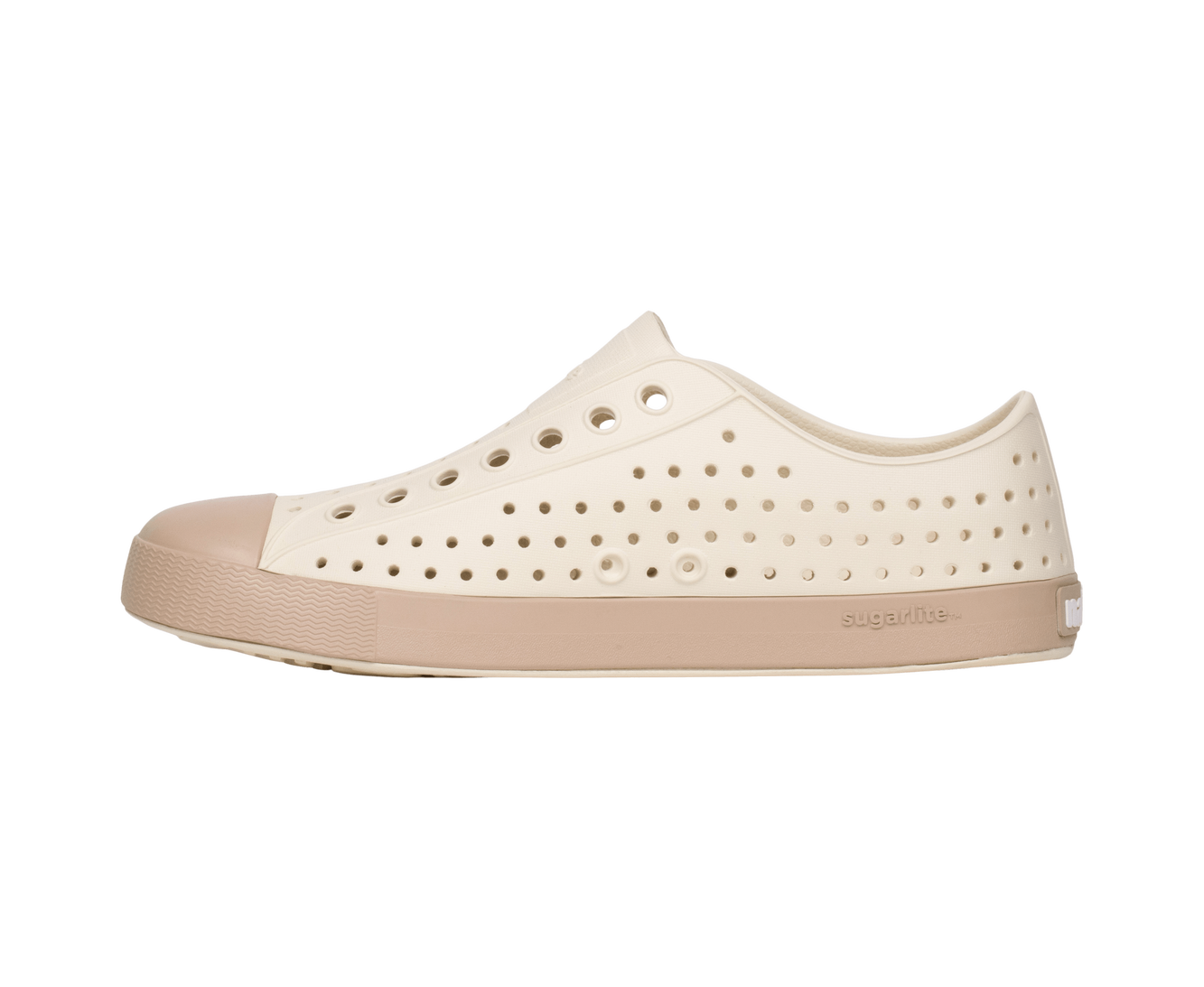 Angled view of a Native Shoes Jefferson Wanderfoam Block | Bnwht/Flxtn/Campvanbloc Footwear in Bnwht/Flxtn/Campvanbloc