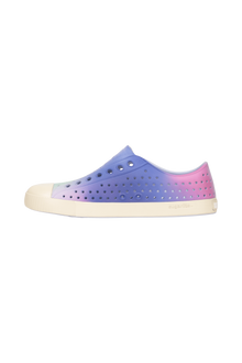 Angled view of a Native Shoes Jefferson Wanderfoam Print | Skwybl/Bnwht/Fscosoftspec Footwear in Skwybl/Bnwht/Fscosoftspec