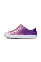 Angled view of a Native Shoes Kids Jefferson Bio-Bling Kids | Paraglamblng/Shlwht Footwear in Paraglamblng/Shlwht