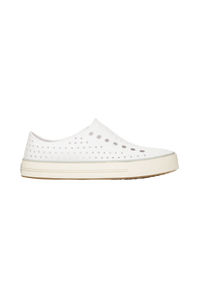Side view of a Native Shoes Adults Jefferson Arc Wanderfoam Footwear in Shell White / Whisper White
