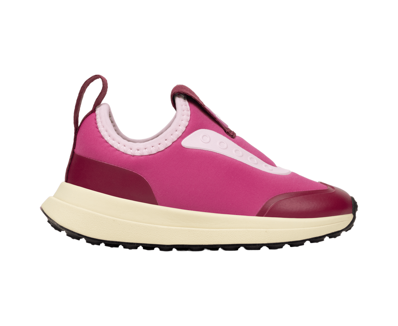 Side view of a Native Shoes Kids Robbie Dash Kids Footwear in Smbpnk/Tapoffwht/Jfyblk