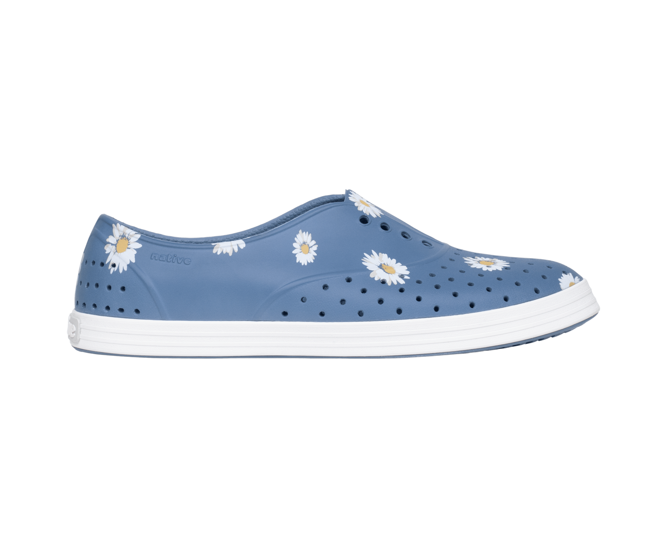 Side view of a Native Shoes Adults Jericho Wanderfoam Print Footwear in Oasisbl/Shlwht/Daisyaop