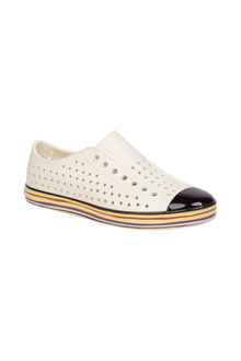 Bottom view of a Native Shoes Jefferson Wanderfoam Wrp | Bnwht/Strtarnbw Footwear in Bnwht/Strtarnbw