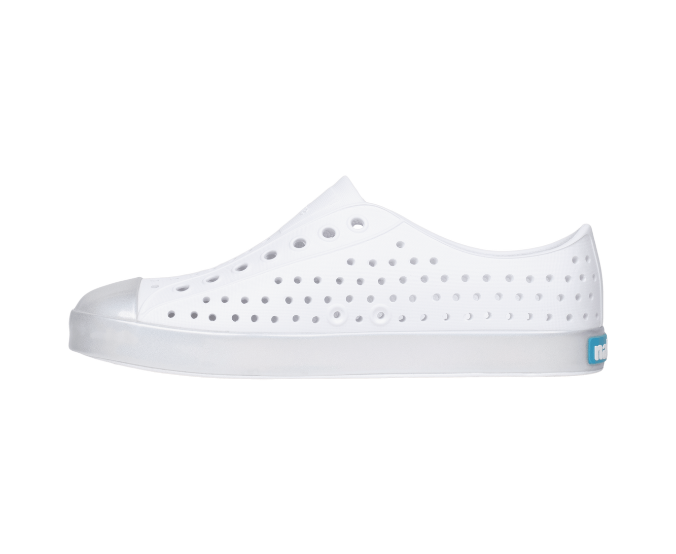 Angled view of a Native Shoes Jefferson Wanderfoam Wrp | Shlwht/Holo Footwear in Shlwht/Holo