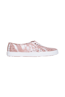 Side view of a Native Shoes Adults Miller Wanderfoam Marbled Footwear in Cayshlmarble/Shlwht